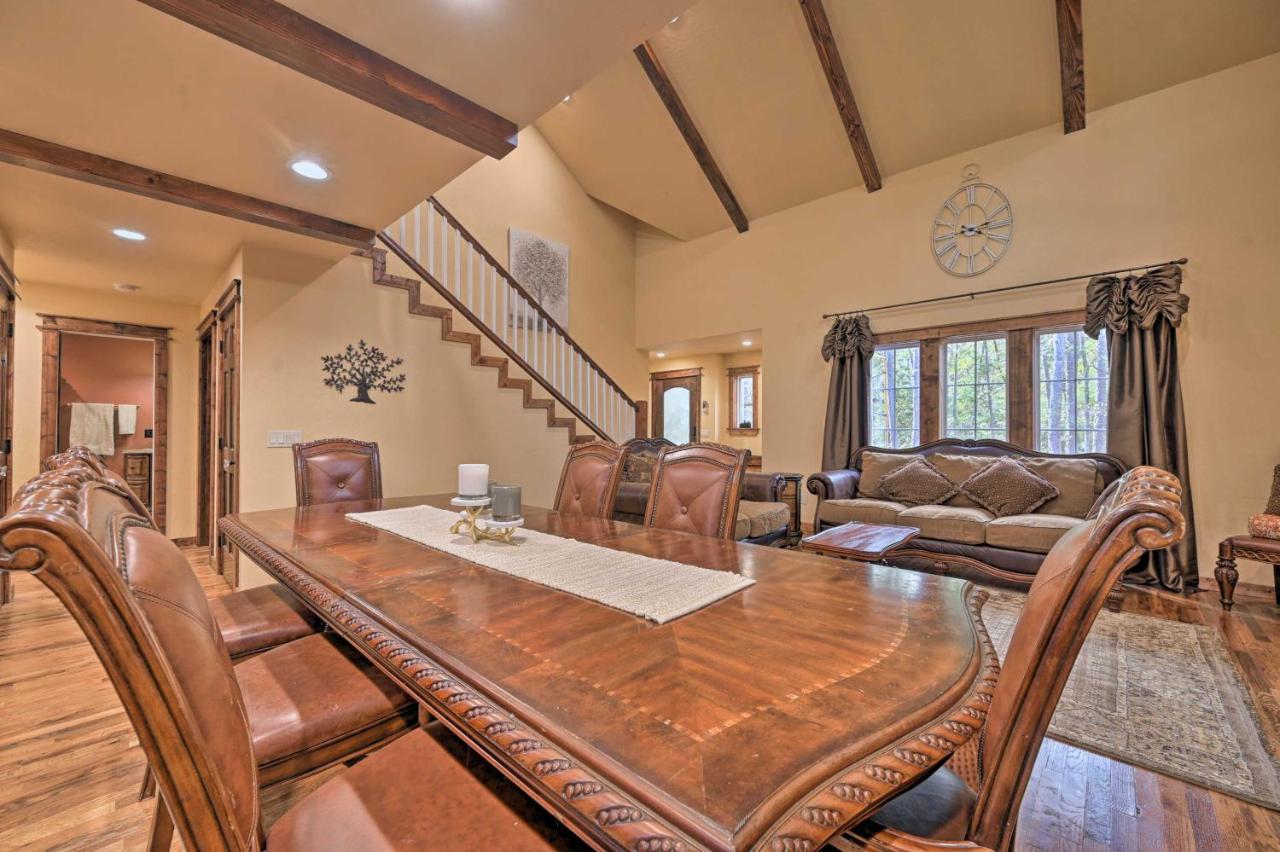 Tudor-Style Broken Bow Cottage With Hot Tub And Decks! Stephens Gap Exterior photo